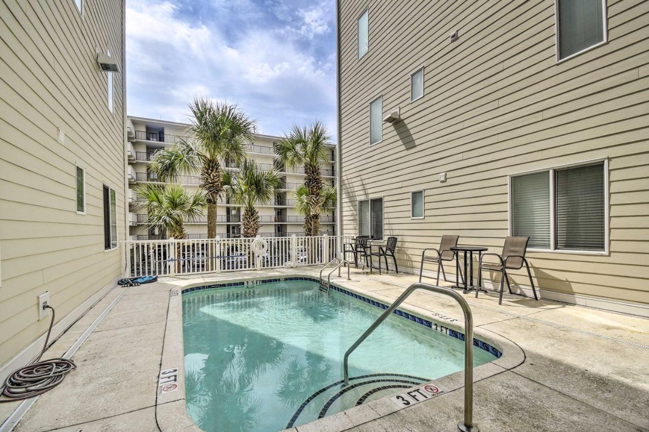 Roomy North Myrtle Beach Condo, Walk To Beach Экстерьер фото