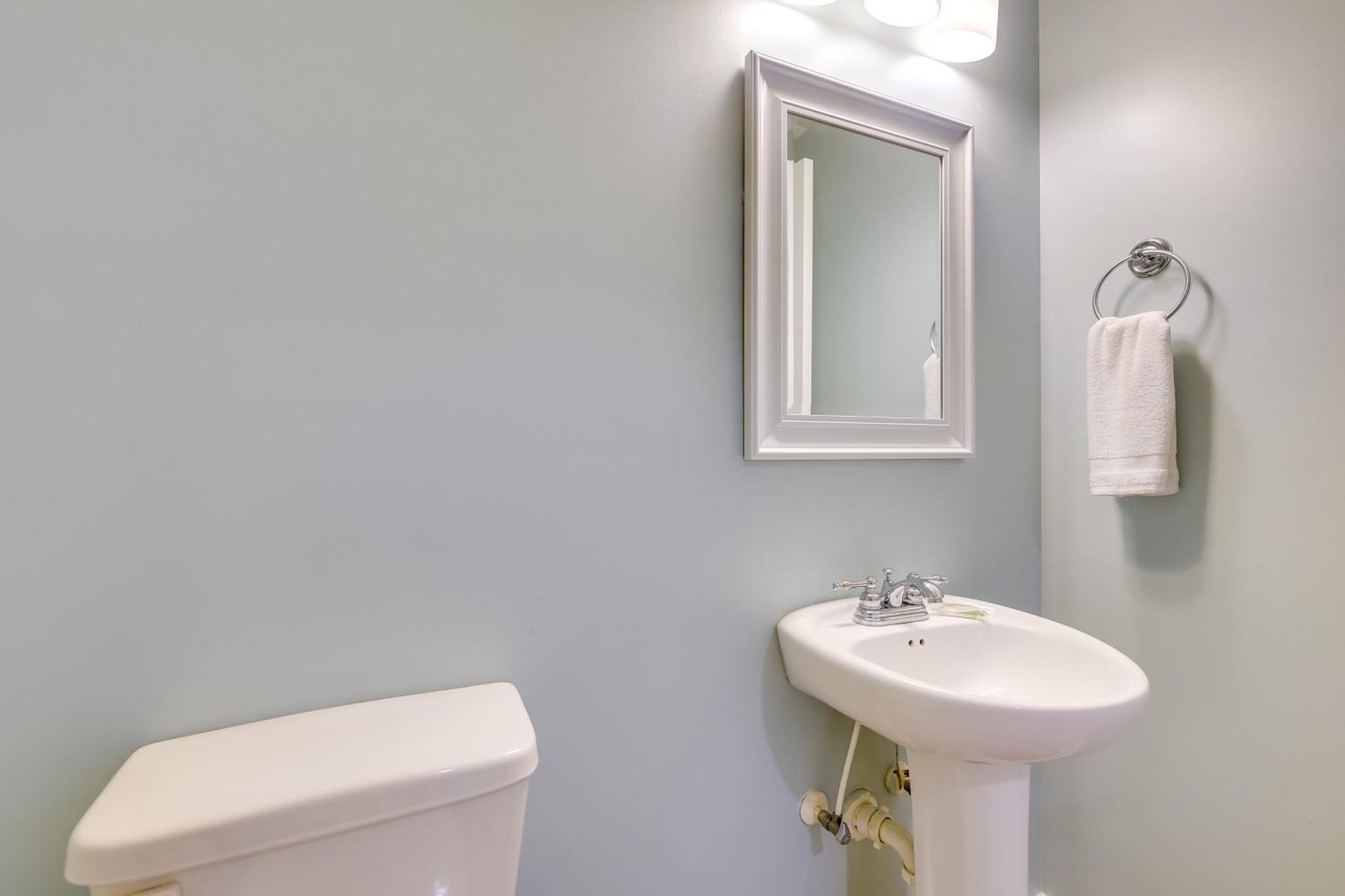 Roomy North Myrtle Beach Condo, Walk To Beach Экстерьер фото