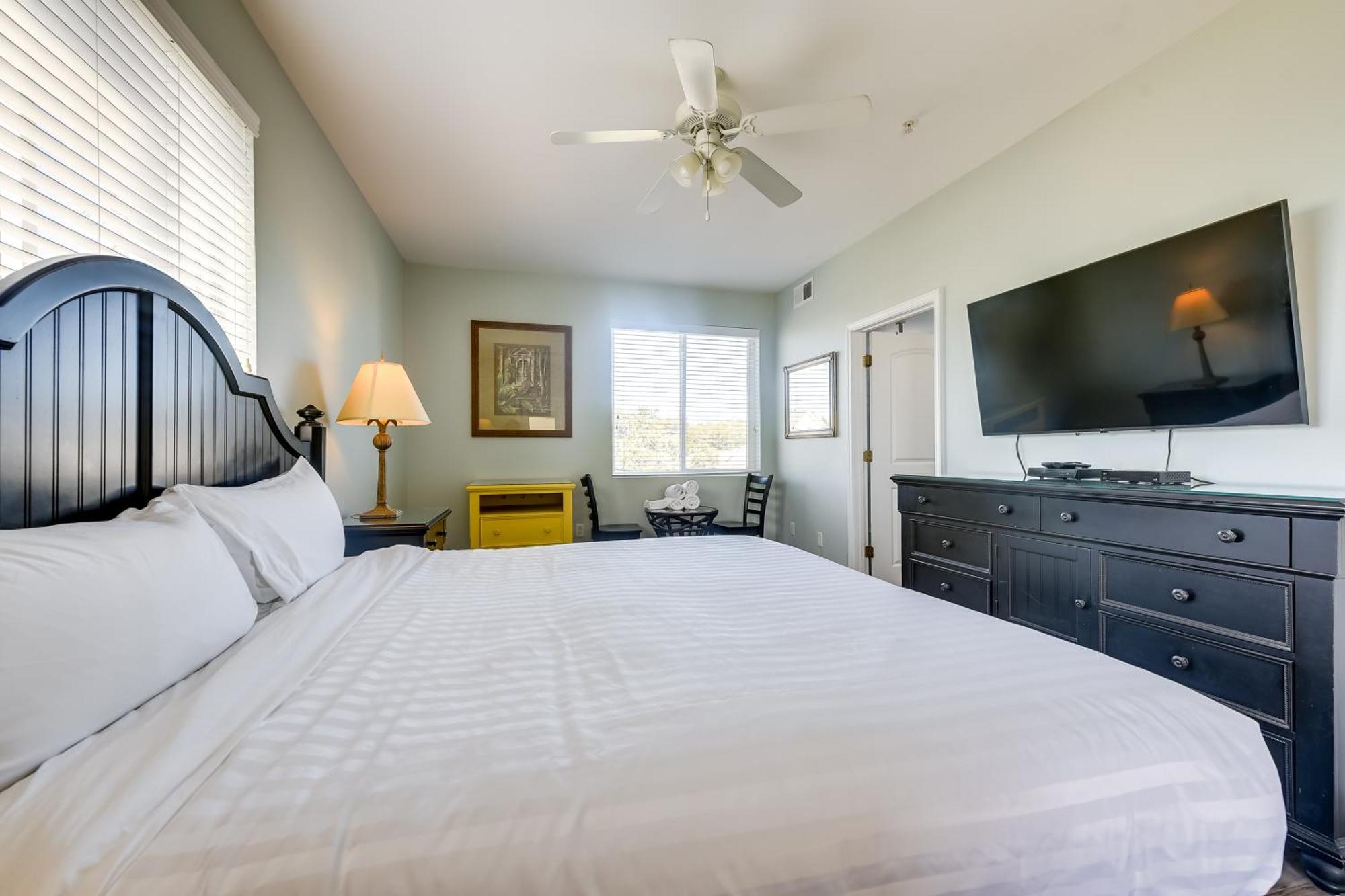 Roomy North Myrtle Beach Condo, Walk To Beach Экстерьер фото