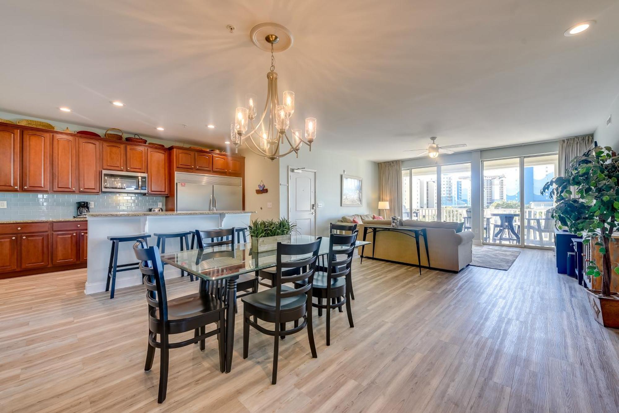 Roomy North Myrtle Beach Condo, Walk To Beach Экстерьер фото